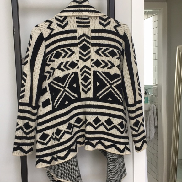 Tribal print sweater forever 21 - Picture 5 of 8